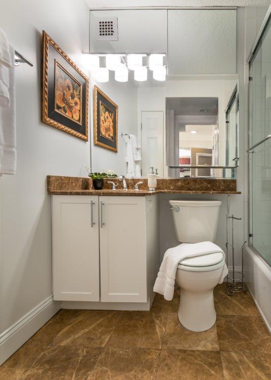 Regency Plaza Providence, RI Apartments