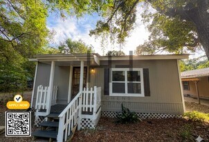 2115 Barron Pl in Mobile, AL - Building Photo
