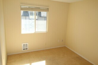 108 E Weile Ave in Spokane, WA - Building Photo - Building Photo