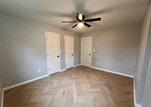 318 Murphy Ave, Unit Fl 1 in Endicott, NY - Foto de edificio - Building Photo