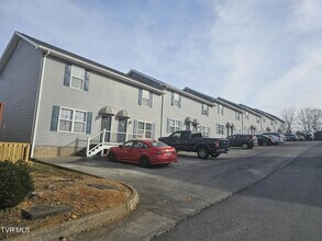 Laurel Brook Community in Johnson City, TN - Foto de edificio - Building Photo