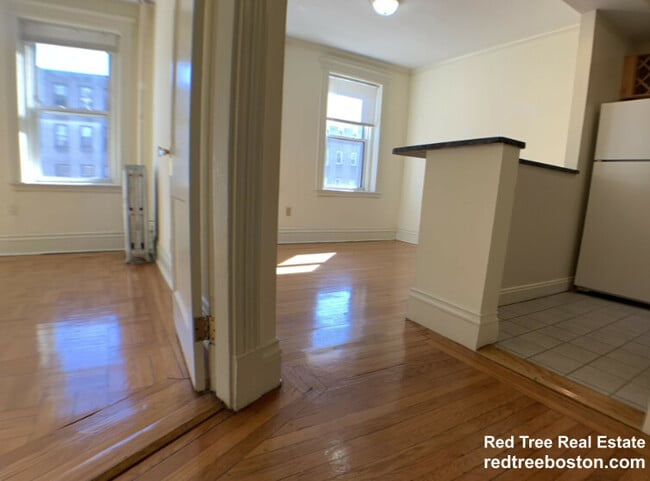 35 Queensberry, Unit 6