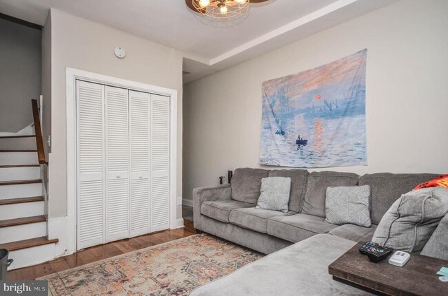 property at 2229 12th Pl NW