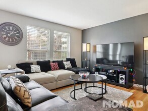 12098 E 3rd Ave in Aurora, CO - Building Photo - Building Photo