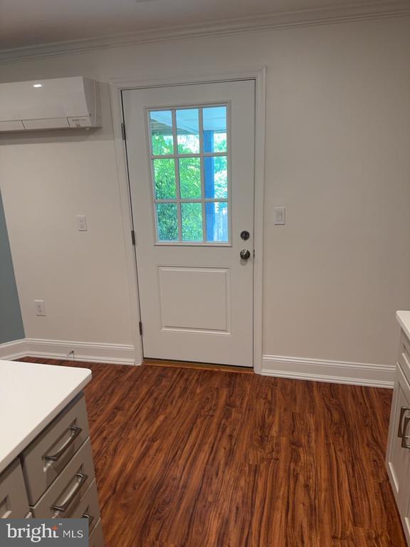 23031 Frederick Rd in Clarksburg, MD - Building Photo - Building Photo
