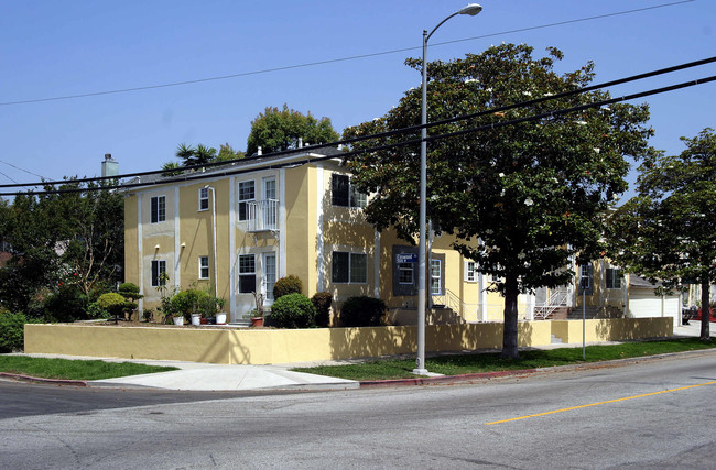 401-403 N Van Ness Ave in Los Angeles, CA - Building Photo - Building Photo