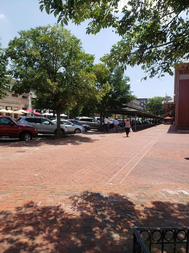 634 North Carolina Ave SE in Washington, DC - Building Photo - Building Photo