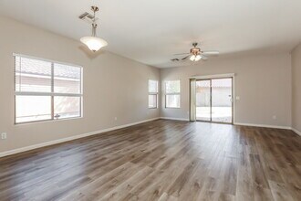 231 S Valle Verde in Mesa, AZ - Building Photo - Building Photo