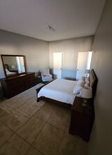 1745 E Broadway Rd, Unit C in Mesa, AZ - Foto de edificio - Building Photo