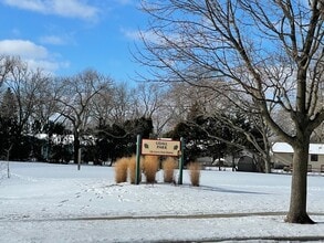 655 Perrie Dr in Elk Grove Village, IL - Building Photo - Building Photo