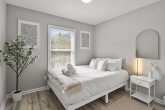 216 River Birch Dr in Mcdonough, GA - Building Photo - Building Photo