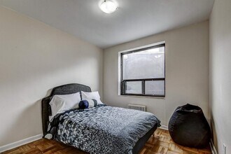 510 Dawes Rd in Toronto, ON - Building Photo - Building Photo