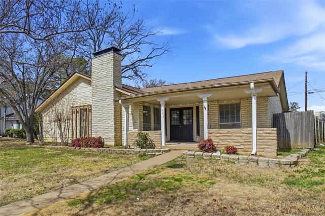 3825 Old Faithful Ct in Irving, TX - Building Photo - Building Photo