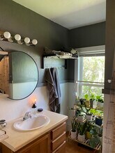 410 Dakota St, Unit Lower in Oshkosh, WI - Building Photo - Building Photo