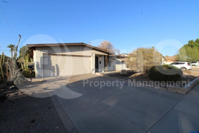 1218 E Alameda Dr in Tempe, AZ - Building Photo - Building Photo