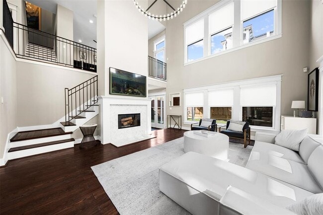 property at 1308 Dart St