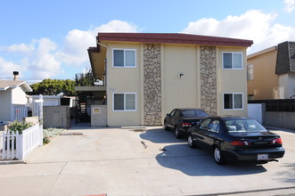 4444 Montalvo St in San Diego, CA - Building Photo - Building Photo