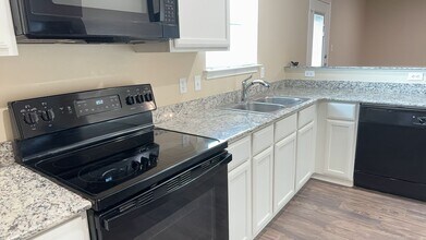 3604 Barnacle Dr in Killeen, TX - Building Photo - Building Photo