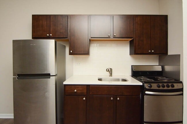 1627 N Humboldt Blvd, Unit i2 in Chicago, IL - Foto de edificio - Building Photo