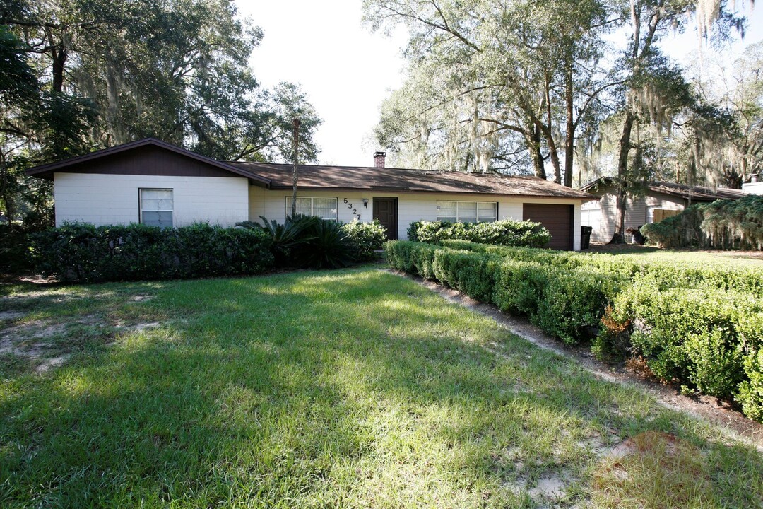 5327 NW 23 Pl in Gainesville, FL - Building Photo