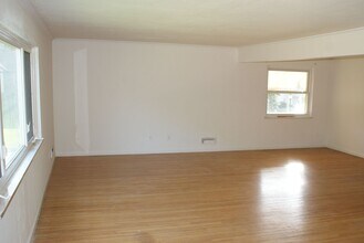 2127 Collinway St in Toledo, OH - Building Photo - Building Photo