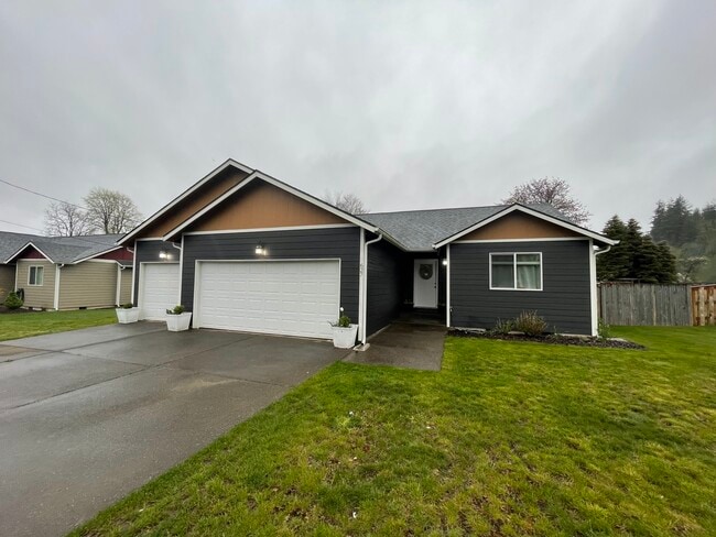 property at 627 N 3rd St