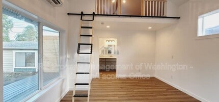 5621 N 44th St in Tacoma, WA - Building Photo - Building Photo