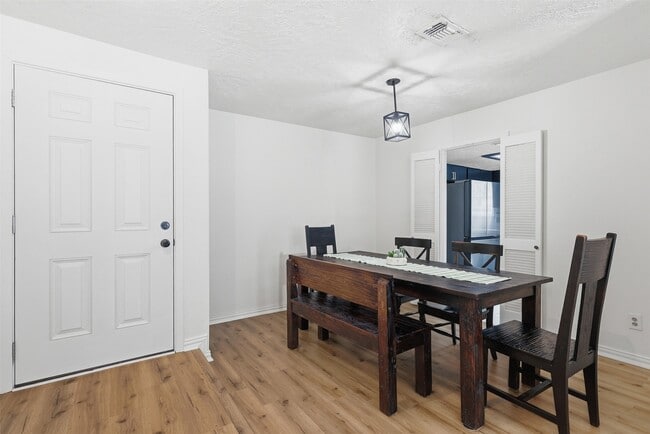 17211 Camberwell Green Ln