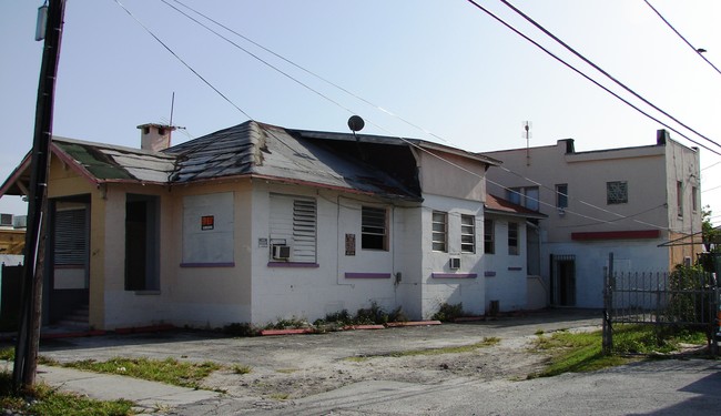 36 SW 20th Ave in Miami, FL - Building Photo - Building Photo