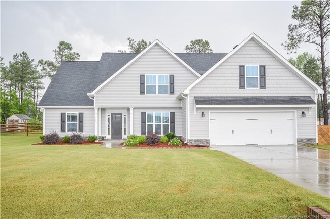property at 124 Summer Creek Ln