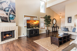 4431 Gateshead Bay in Oxnard, CA - Foto de edificio - Building Photo