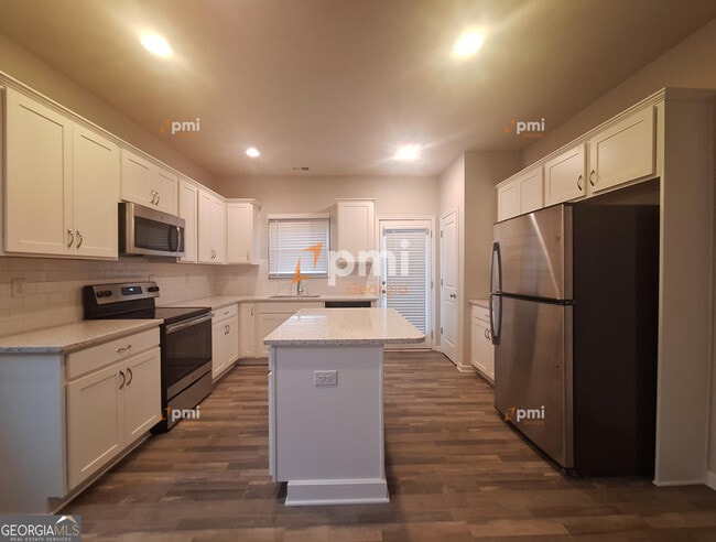 3658 Madison St in College Park, GA - Building Photo - Building Photo