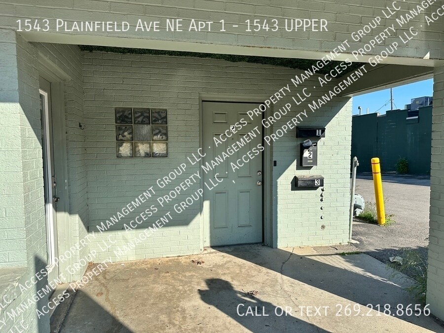 1543 Plainfield Ave NE in Grand Rapids, MI - Building Photo