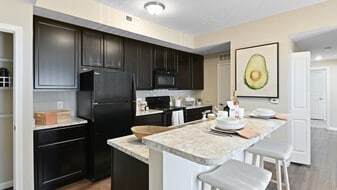 Fairfield Park in Lancaster, OH - Building Photo