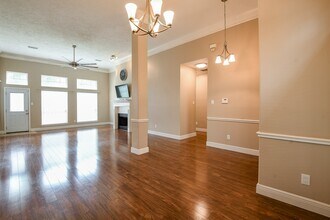 21818 Windsor Castle Dr in Spring, TX - Building Photo - Building Photo