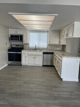 3524 Ashe Rd in Bakersfield, CA - Building Photo - Building Photo