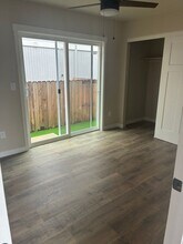 7865 Houston Lp in Medford, OR - Building Photo - Building Photo