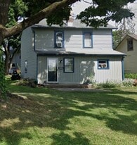 1269 Pennsylvania Ave in Emmaus, PA - Building Photo