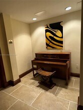 2951 S Bayshore Dr in Miami, FL - Building Photo - Building Photo