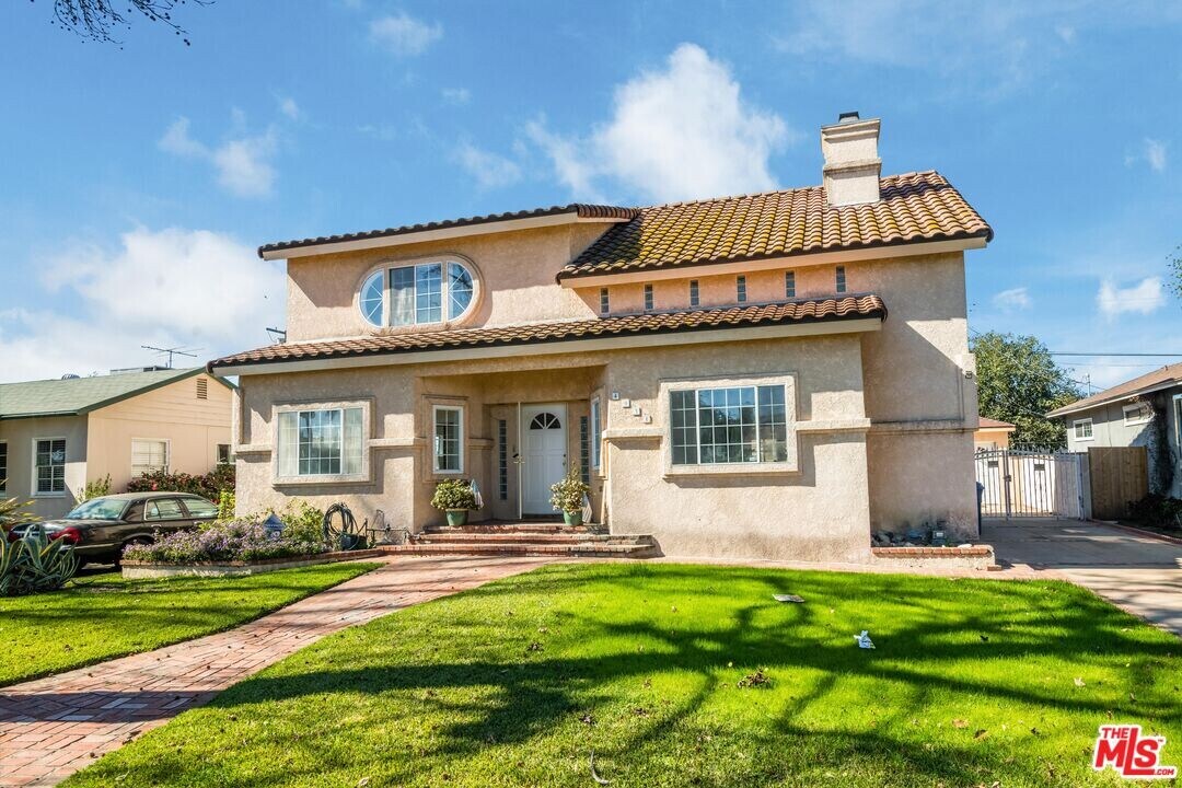 4931 Stern Ave in Los Angeles, CA - Building Photo