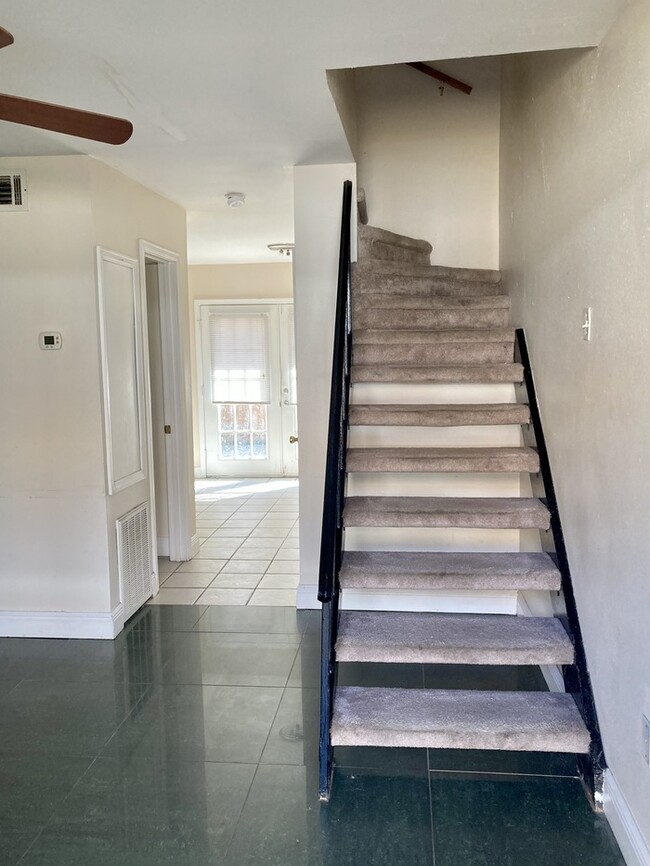 337 McCaughan Ave in Long Beach, MS - Building Photo - Building Photo