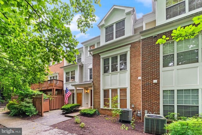 4339 Runabout Ln in Fairfax, VA - Building Photo - Building Photo