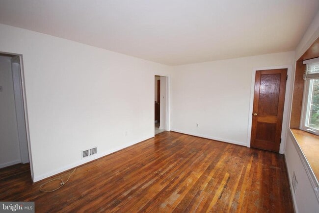 property at 5028 Nantucket Rd