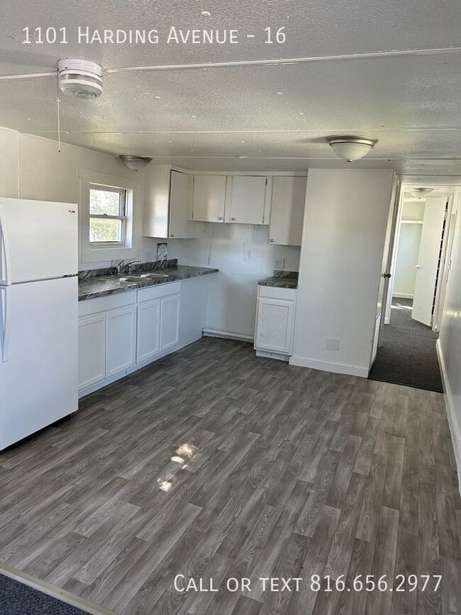property at 1101 Harding Ave