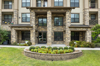 Haven at Augusta Woods in Spring, TX - Foto de edificio - Building Photo