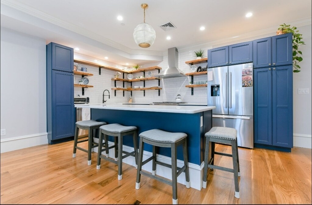 388 W Fourth St in Boston, MA - Building Photo