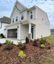 10 Franklin Farm Ln in Benson, NC - Building Photo - Building Photo