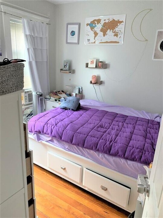 57 Marion St in Medford, MA - Building Photo