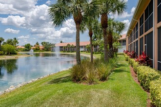 6810 Beach Resort Dr in Naples, FL - Foto de edificio - Building Photo