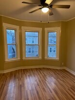 257 Newhall St, Unit Third Floor Unit #3 in New Haven, CT - Building Photo